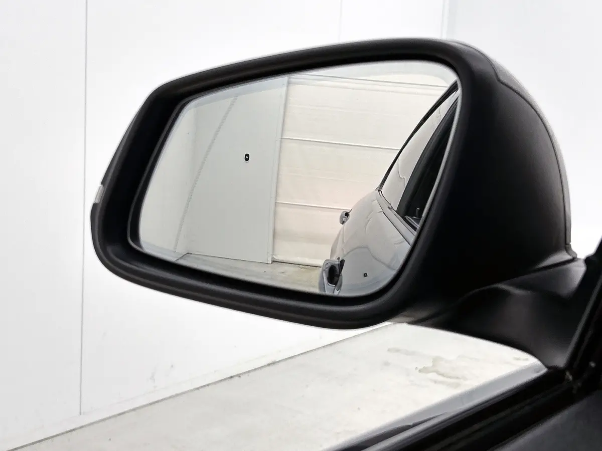 435i Sport(Goed OnderH, Navi, StoelV, Memory stoelen, Climate Con, Cruise Con, Etc)