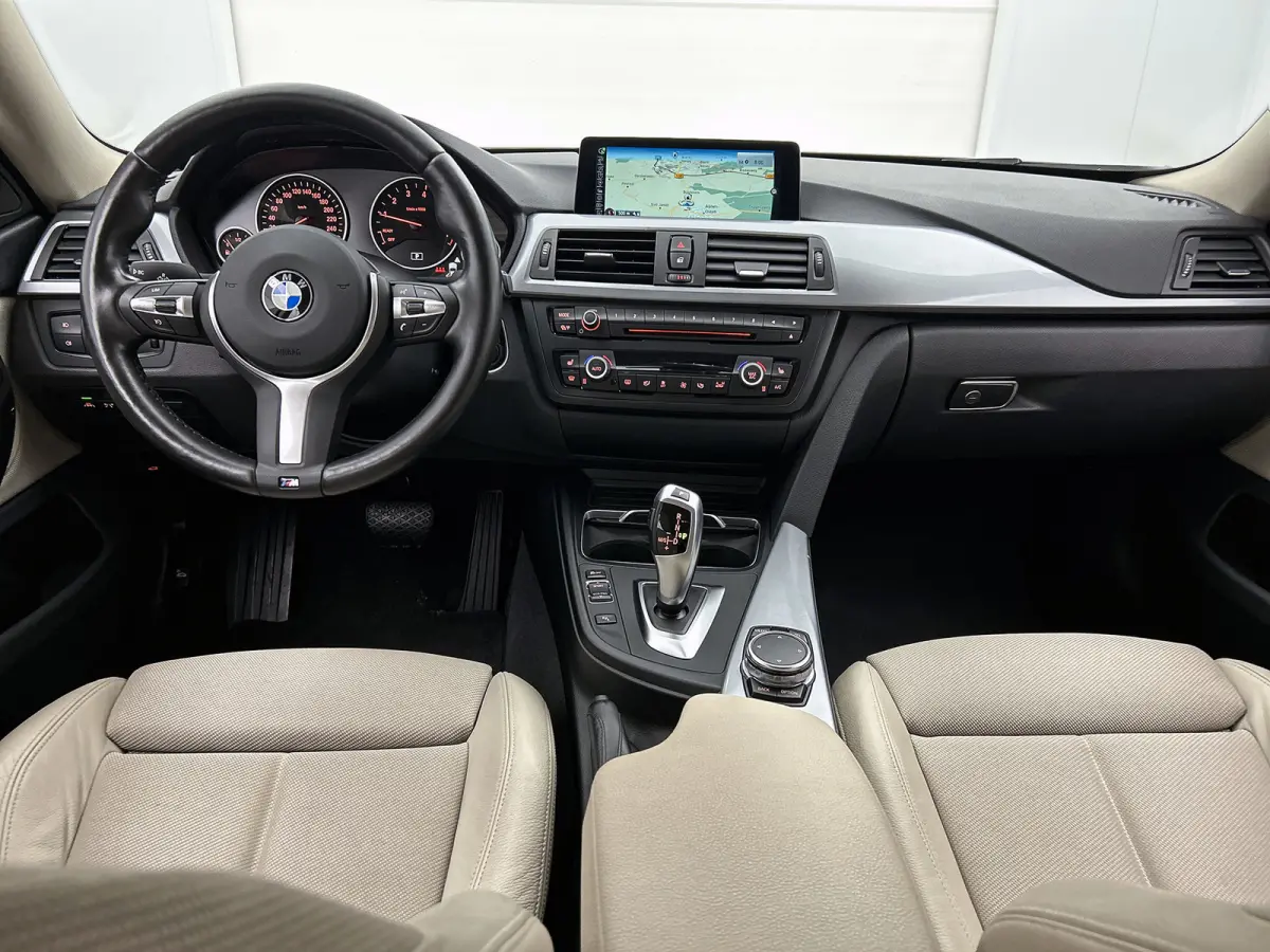 435i Sport(Goed OnderH, Navi, StoelV, Memory stoelen, Climate Con, Cruise Con, Etc)