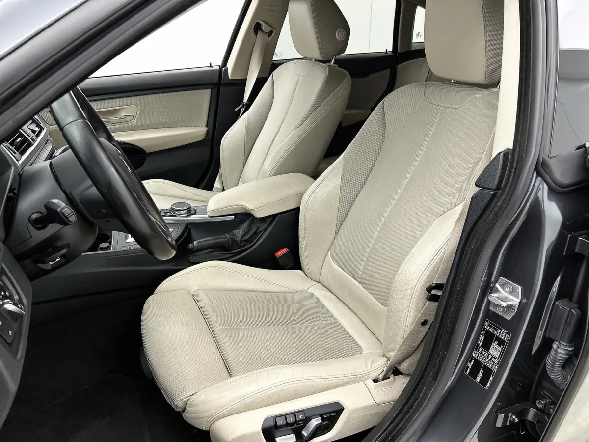 435i Sport(Goed OnderH, Navi, StoelV, Memory stoelen, Climate Con, Cruise Con, Etc)