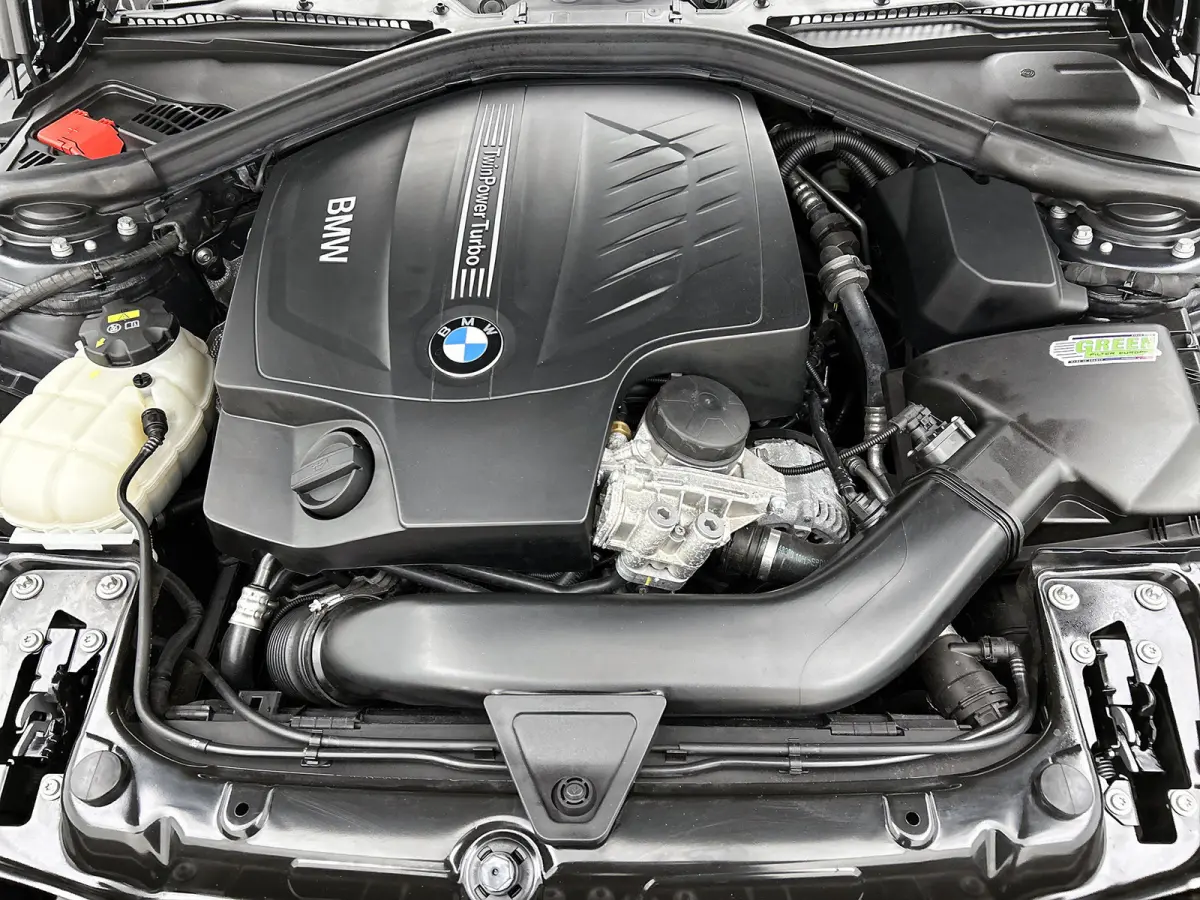 435i Sport(Goed OnderH, Navi, StoelV, Memory stoelen, Climate Con, Cruise Con, Etc)