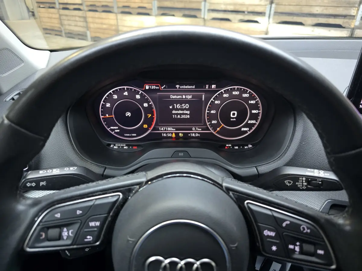 30 TFSI Advanced edition Full LED MMI Navi Camera VCP 19"LM