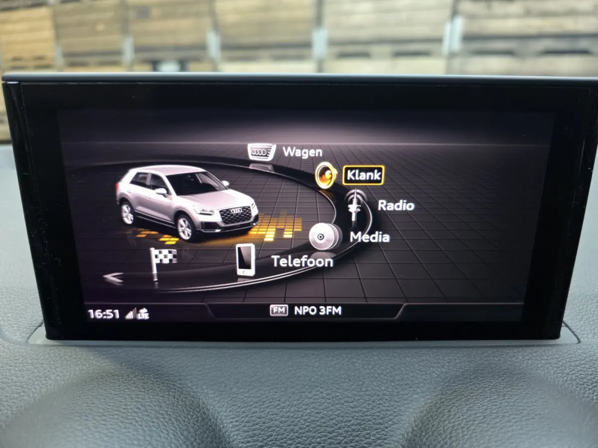 30 TFSI Advanced edition Full LED MMI Navi Camera VCP 19"LM
