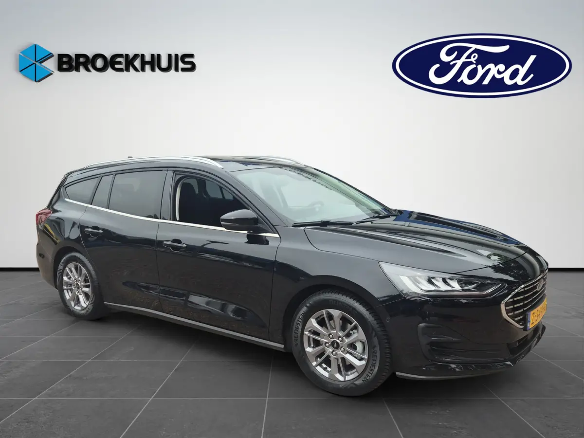 1.0 EcoBoost Hybrid Titanium 155pk | Elekt. Trekhaak | Winterpack | Adaptive Cruise | Dodehoek Detectie