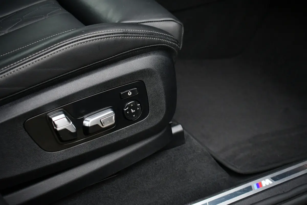 xDrive50e M-Sport Skylounge Comf-stoel ACC 360 HUD H/K 22inch BTW-auto