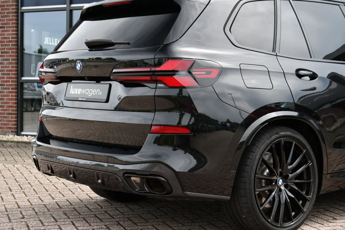 xDrive50e M-Sport Skylounge Comf-stoel ACC 360 HUD H/K 22inch BTW-auto