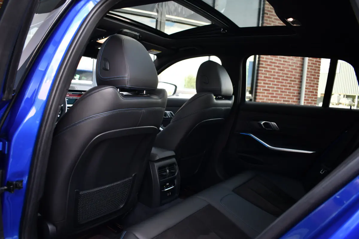 330e xDrive M-Sport Pano Trekh El-zetels HUD Laser 19inch Adp-onderstel