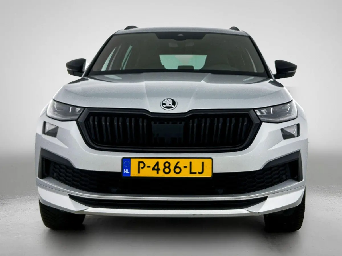 1.5 TSI Sportline Business | Automaat | Apple Carplay / Android Auto | Stoelventilatie | Stoelverwarming | Achteruitrijcamera | Parkeersensoren | Lederen Bekleding |