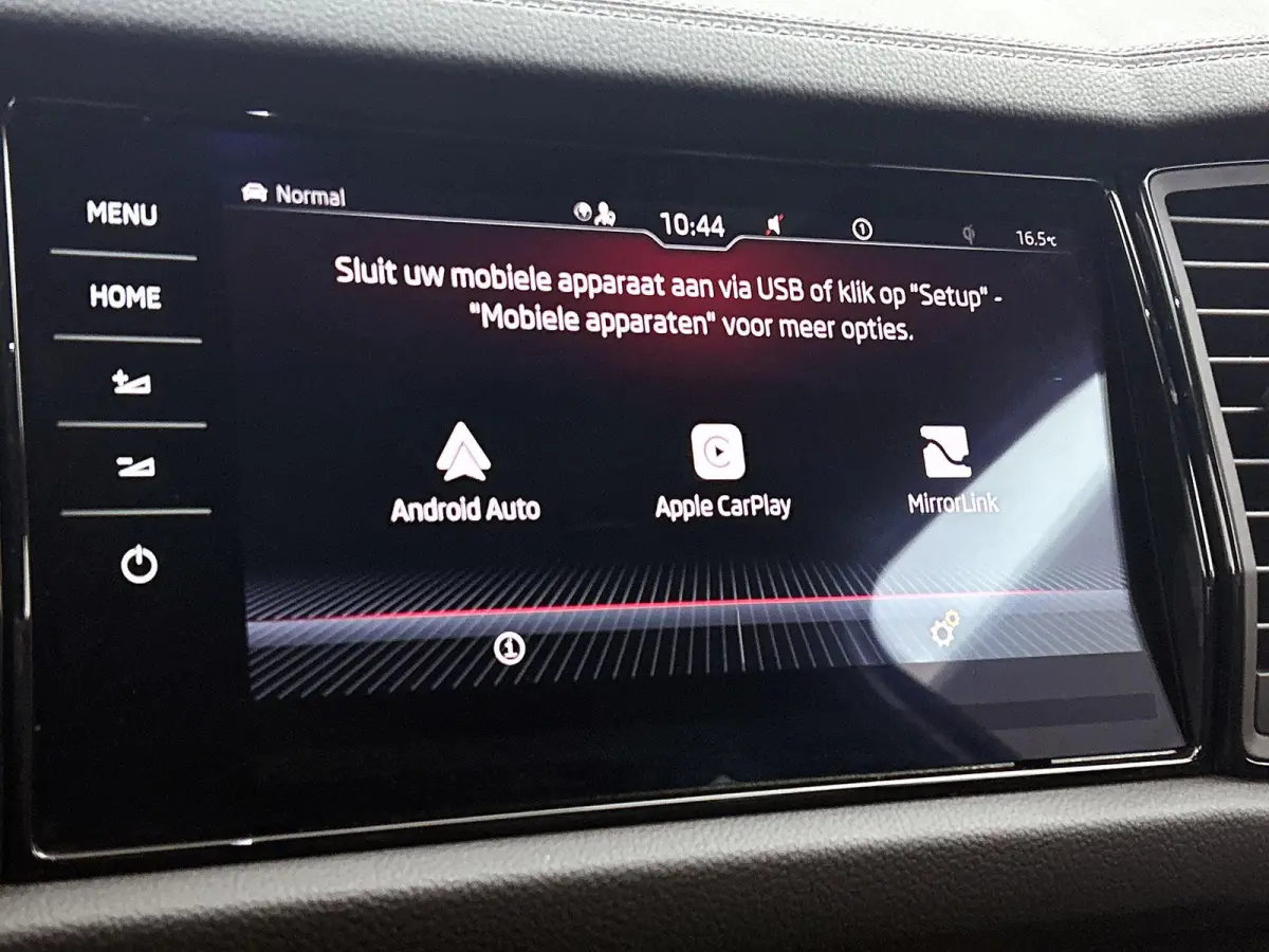 1.5 TSI Sportline Business | Automaat | Apple Carplay / Android Auto | Stoelventilatie | Stoelverwarming | Achteruitrijcamera | Parkeersensoren | Lederen Bekleding |
