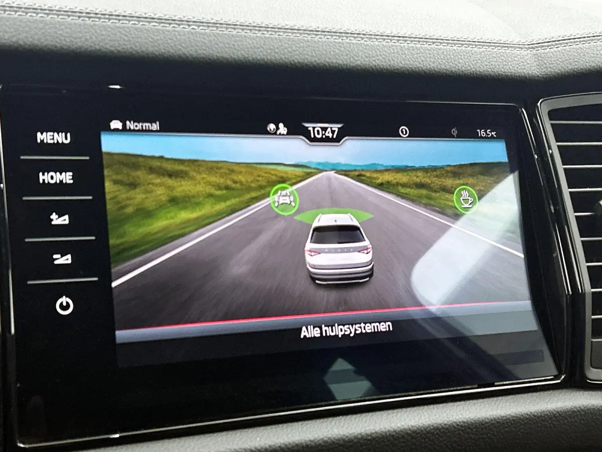 1.5 TSI Sportline Business | Automaat | Apple Carplay / Android Auto | Stoelventilatie | Stoelverwarming | Achteruitrijcamera | Parkeersensoren | Lederen Bekleding |