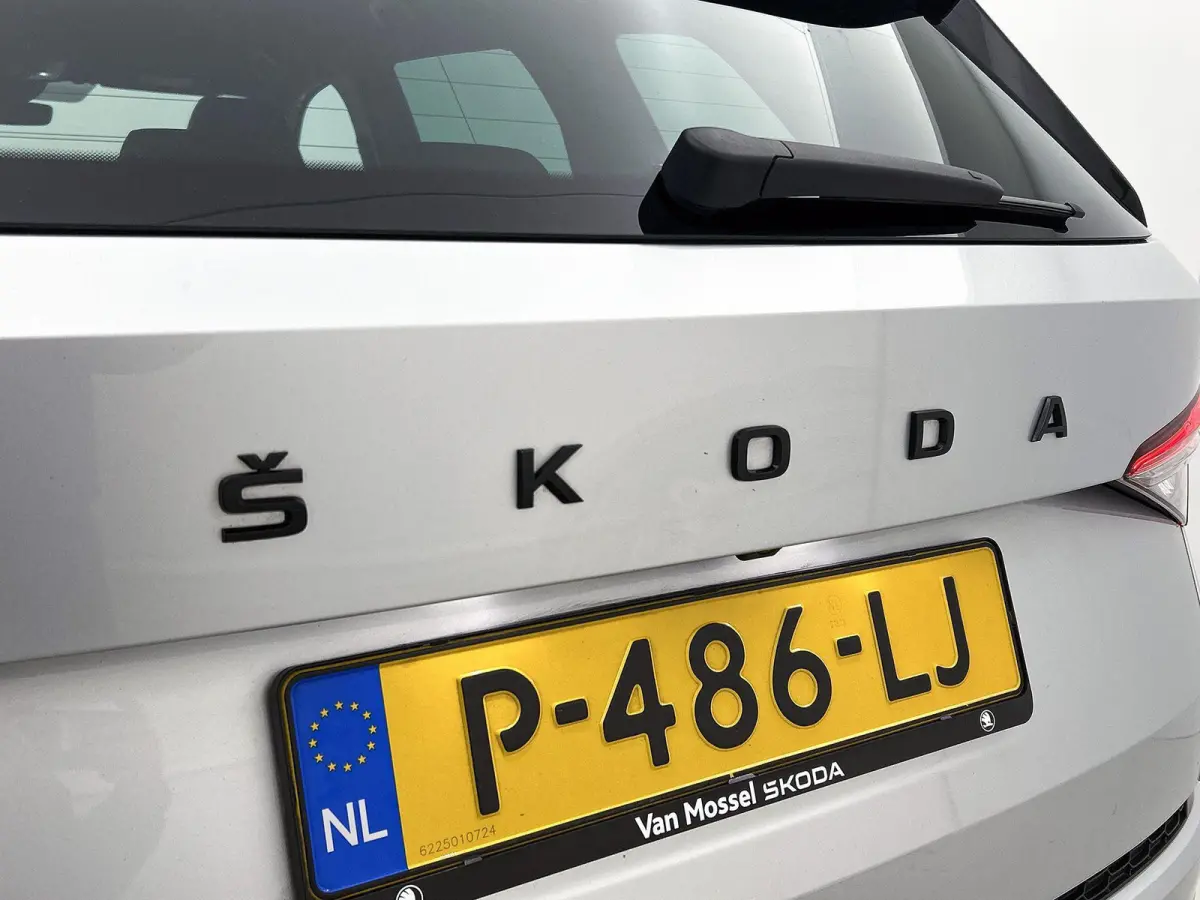 1.5 TSI Sportline Business | Automaat | Apple Carplay / Android Auto | Stoelventilatie | Stoelverwarming | Achteruitrijcamera | Parkeersensoren | Lederen Bekleding |