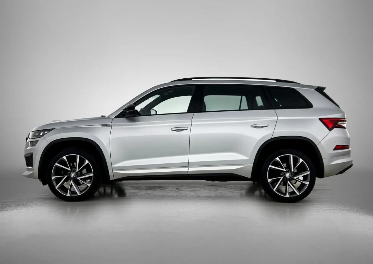 1.5 TSI Sportline Business | Automaat | Apple Carplay / Android Auto | Stoelventilatie | Stoelverwarming | Achteruitrijcamera | Parkeersensoren | Lederen Bekleding |