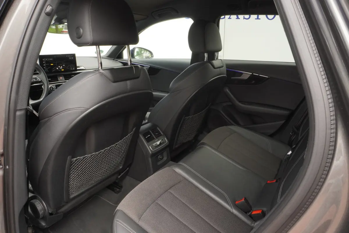 40 TFSI Quattro S edition / MatrixLED / Camera / AudiSound / Terragrijs / DEC-2021 / = DEALER ONDERHOUDEN !!