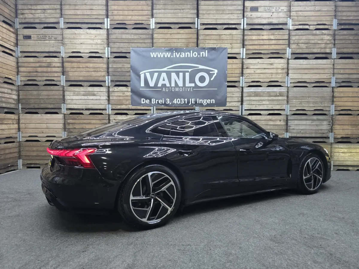GT edition ZERO 93 kWh Pano Leder/alcantara 4WBS HUD 360 B&O 20"LM