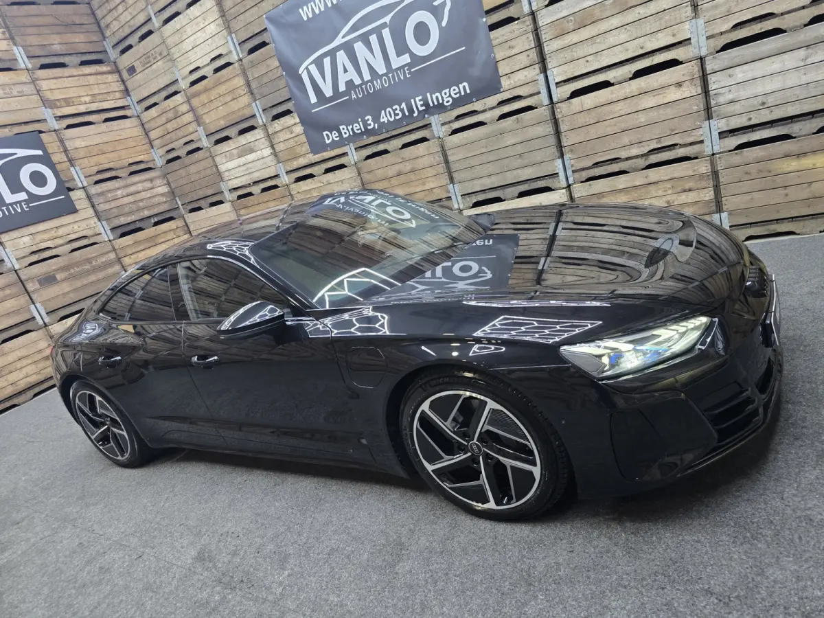 GT edition ZERO 93 kWh Pano Leder/alcantara 4WBS HUD 360 B&O 20"LM