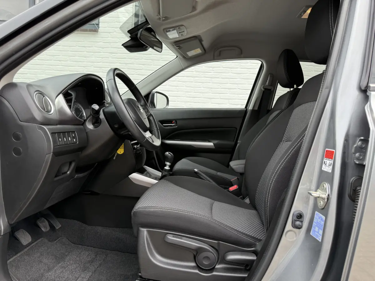 1.4 Boosterjet Select Smart Hybrid | CarPlay | ACC | Camera | LED | DAB+
