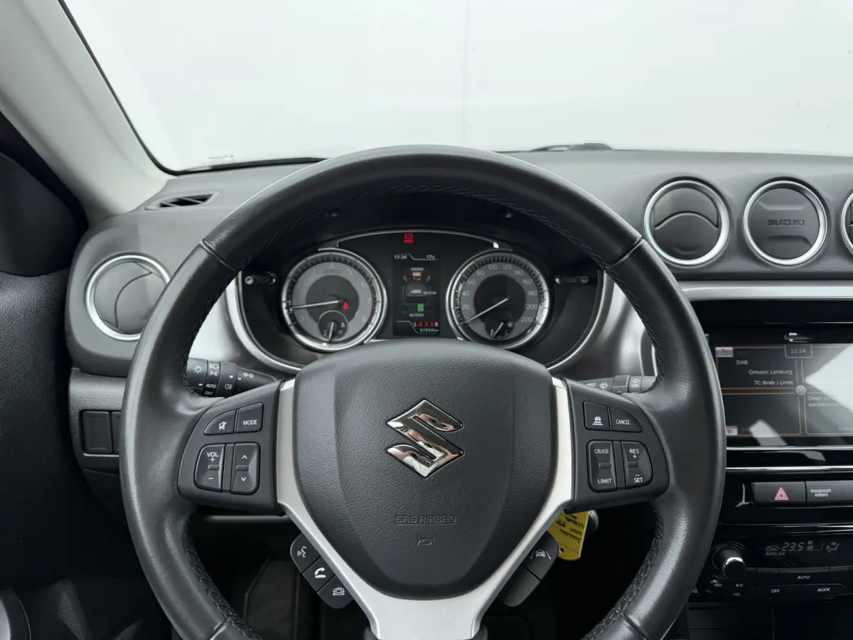 1.4 Boosterjet Select Smart Hybrid | CarPlay | ACC | Camera | LED | DAB+