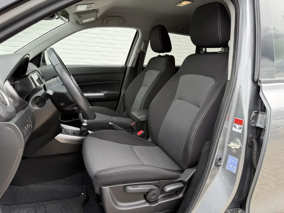 1.4 Boosterjet Select Smart Hybrid | CarPlay | ACC | Camera | LED | DAB+