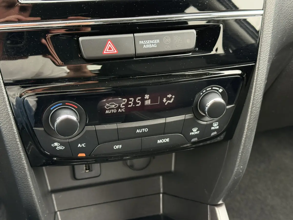 1.4 Boosterjet Select Smart Hybrid | CarPlay | ACC | Camera | LED | DAB+