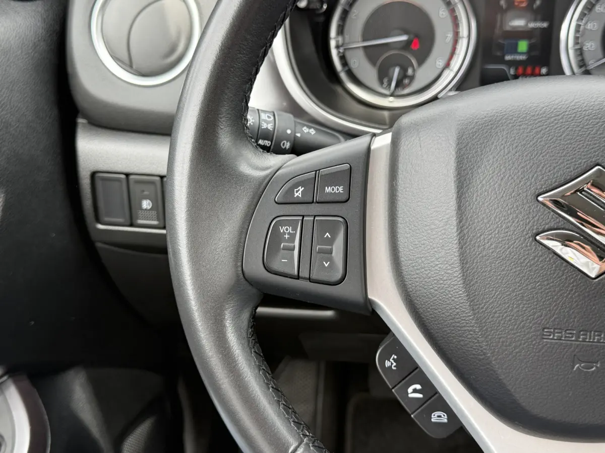 1.4 Boosterjet Select Smart Hybrid | CarPlay | ACC | Camera | LED | DAB+