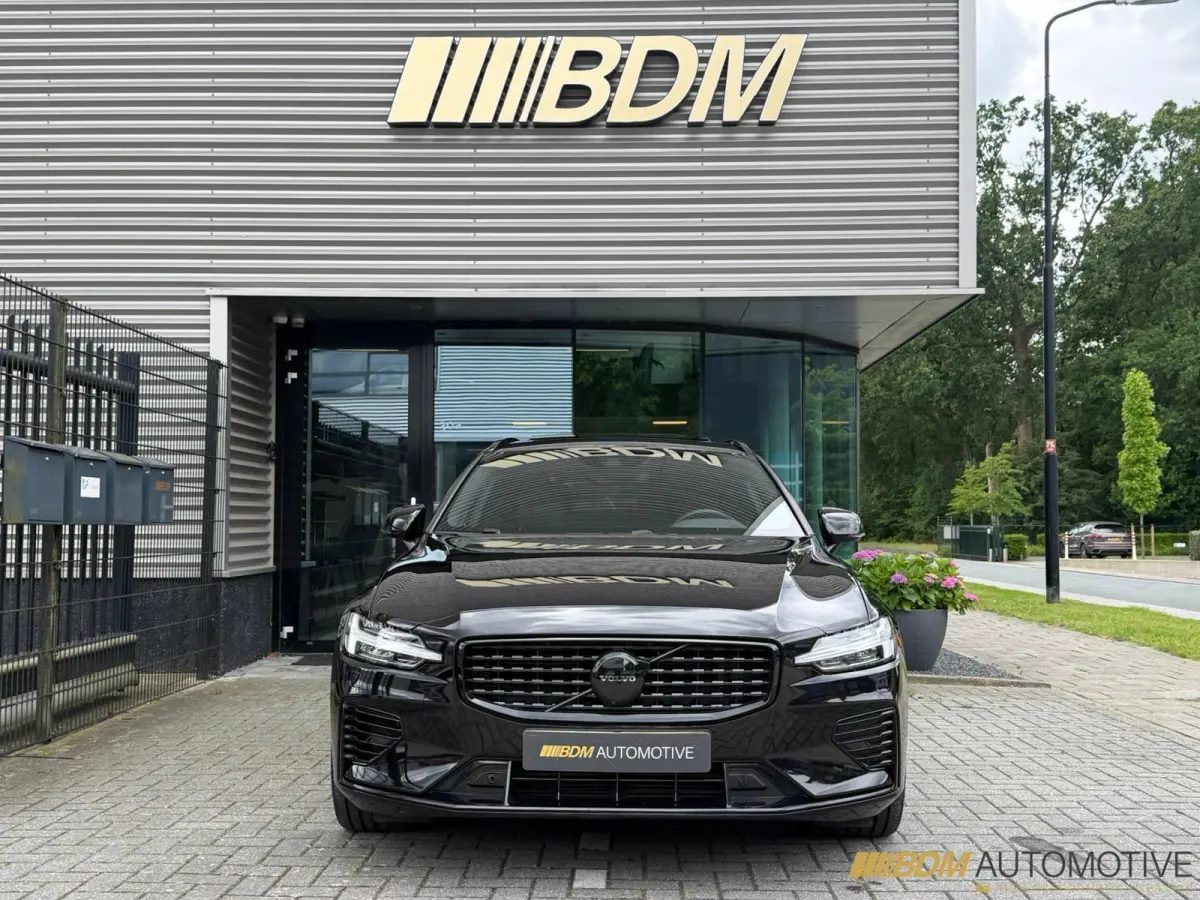 2.0 T8 Recharge AWD R-Design