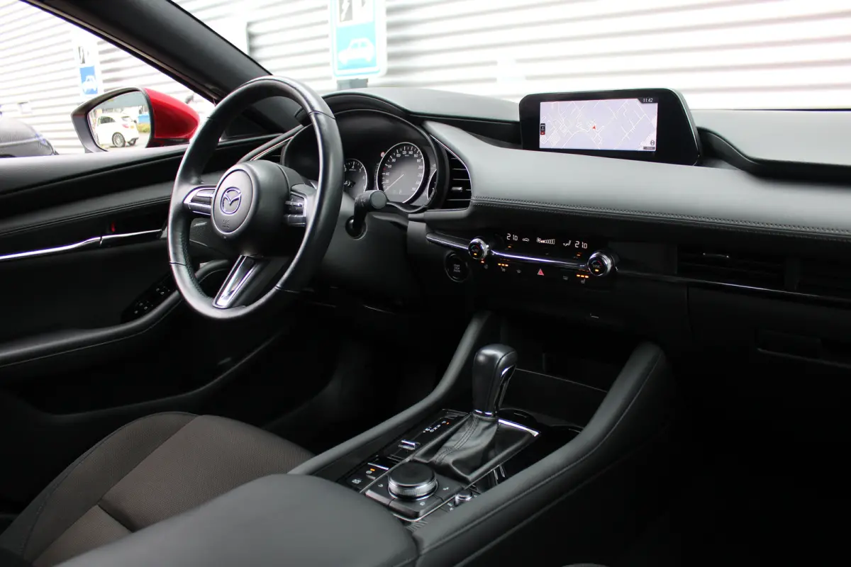 2.0 e-SkyActiv-G M Hybrid 122 Comfort met Bose | Achteruitrijcamera | Audio installatie premium | Cruise control adaptief