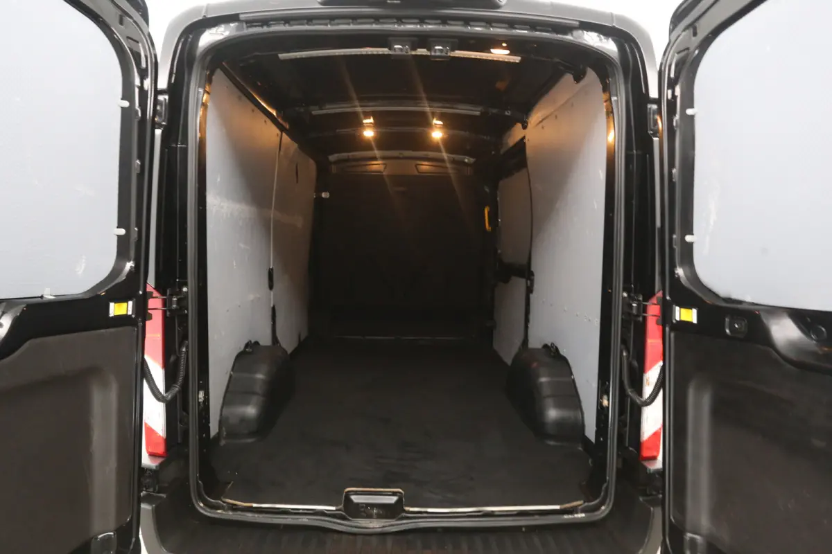 2.0 TDCI L2H2 | Airco | Cruise | Camera | 3 Zits | Carplay | Parkeersens.