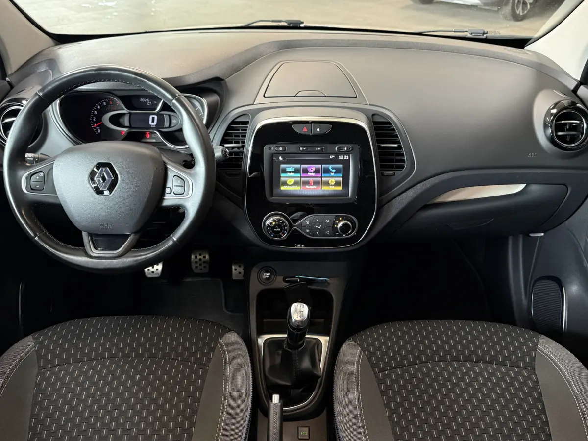 1.3 TCe 130pk | Intens | Navi | Carplay | 17" | Camera | Led | Stoelverwarming | Dealer onderhouden!