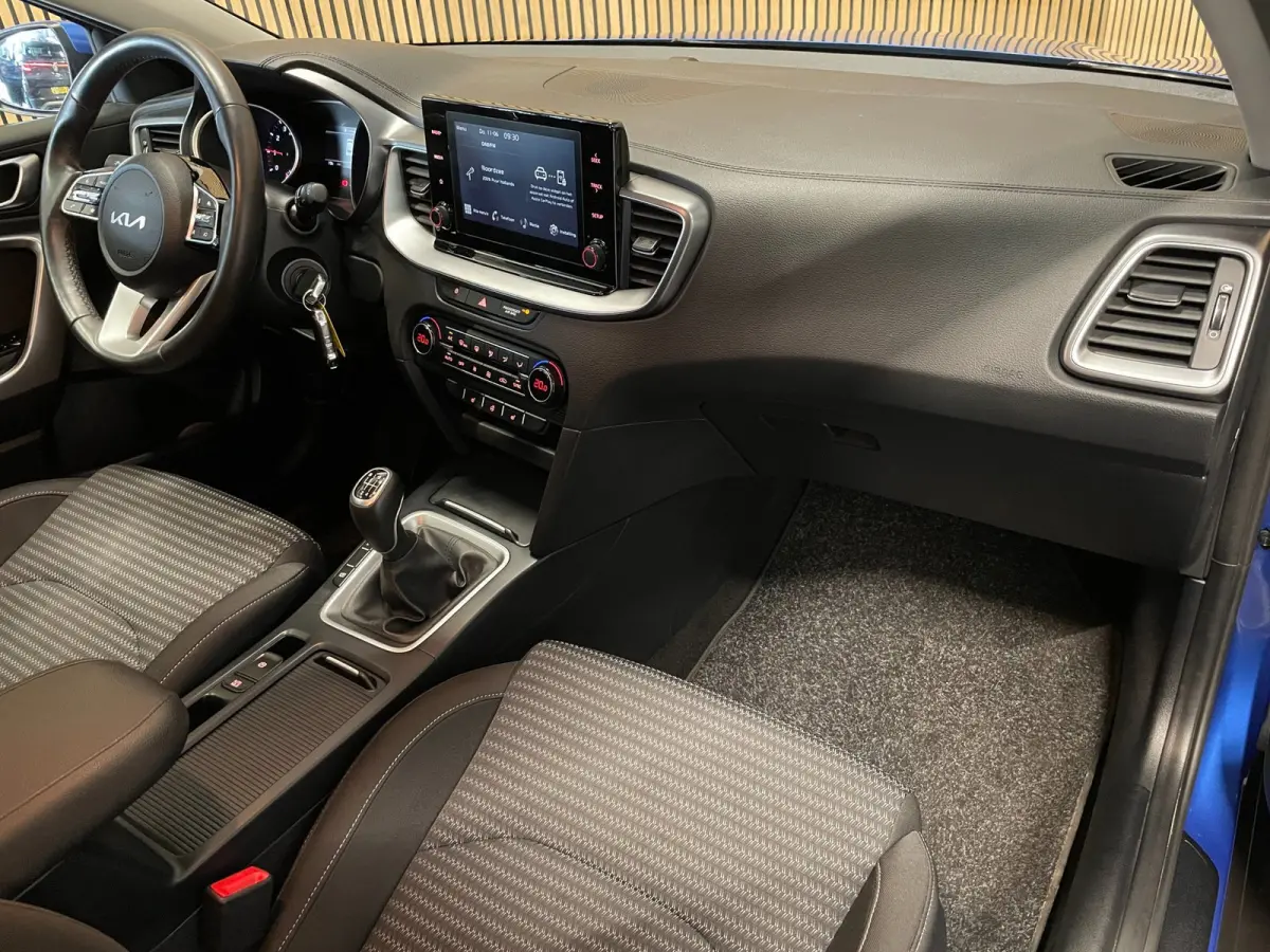 1.0 T-GDi DynamicLine|FACELIFT|120PK|APPLE CARPLAY|ANDROID AUTO|STOEL+STUURVERW|CAMERA|CRUISE+CLIMATE|1e EIG.|INCL.BTW|