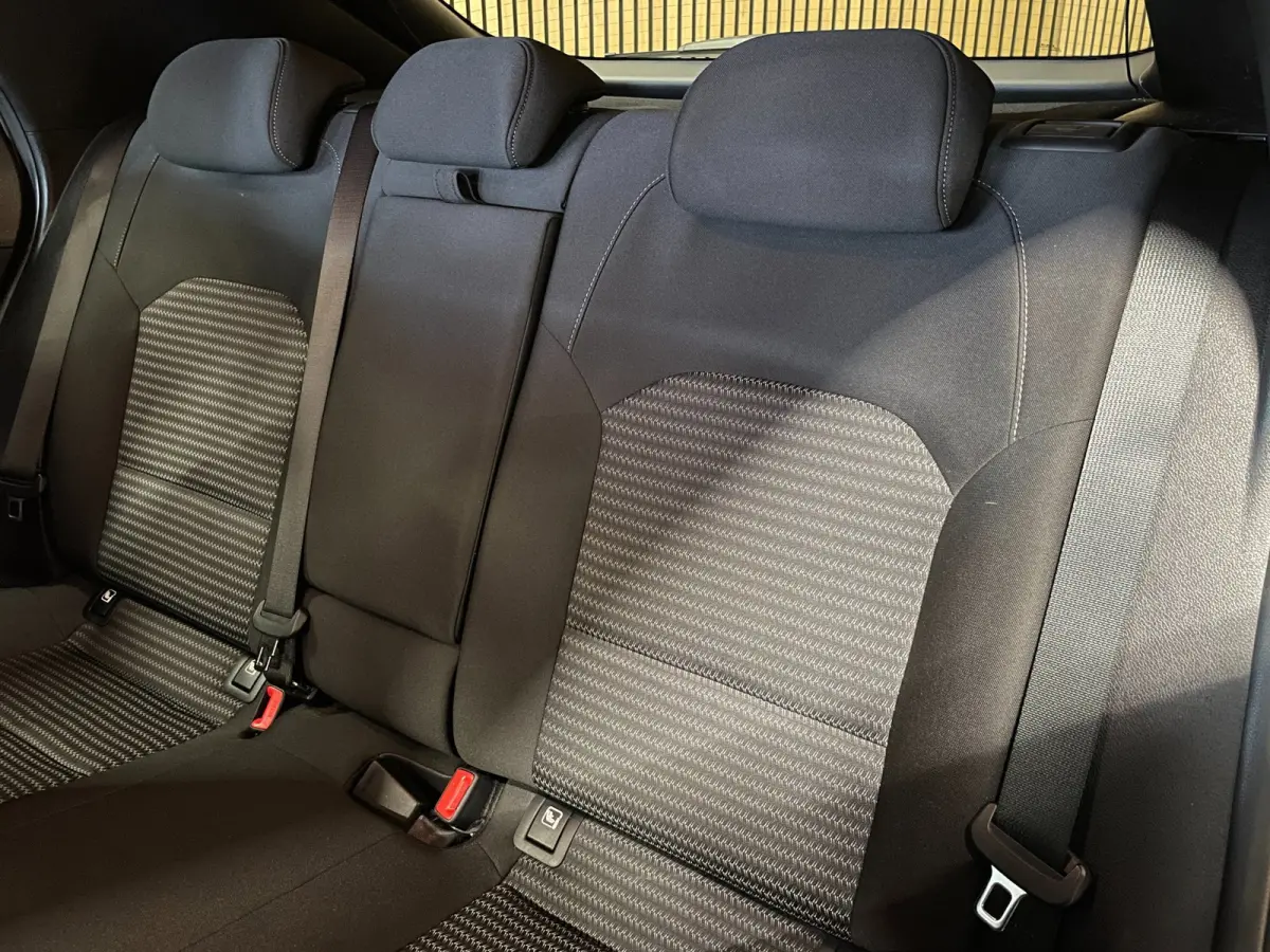 1.0 T-GDi DynamicLine|FACELIFT|120PK|APPLE CARPLAY|ANDROID AUTO|STOEL+STUURVERW|CAMERA|CRUISE+CLIMATE|1e EIG.|INCL.BTW|