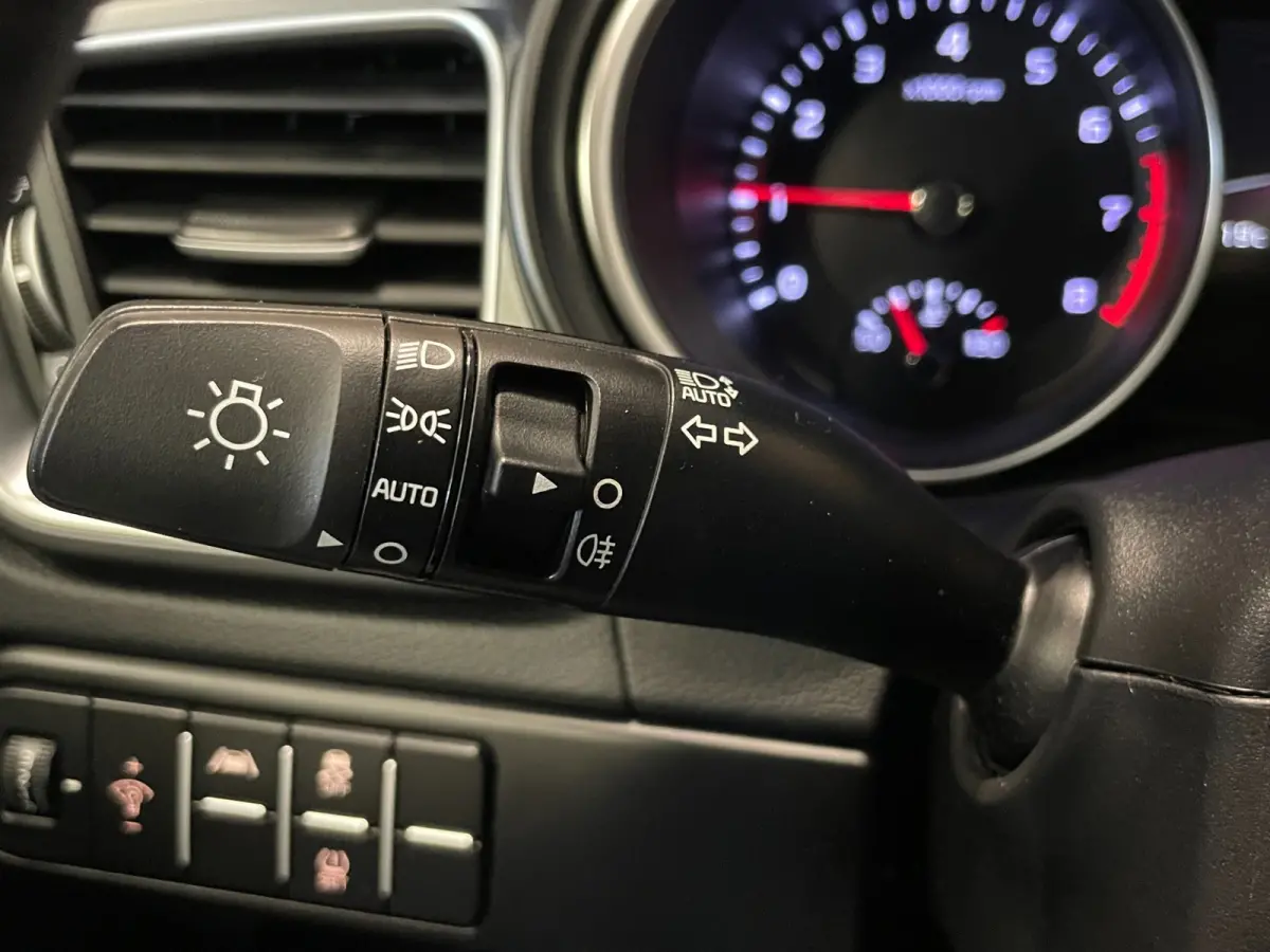 1.0 T-GDi DynamicLine|FACELIFT|120PK|APPLE CARPLAY|ANDROID AUTO|STOEL+STUURVERW|CAMERA|CRUISE+CLIMATE|1e EIG.|INCL.BTW|