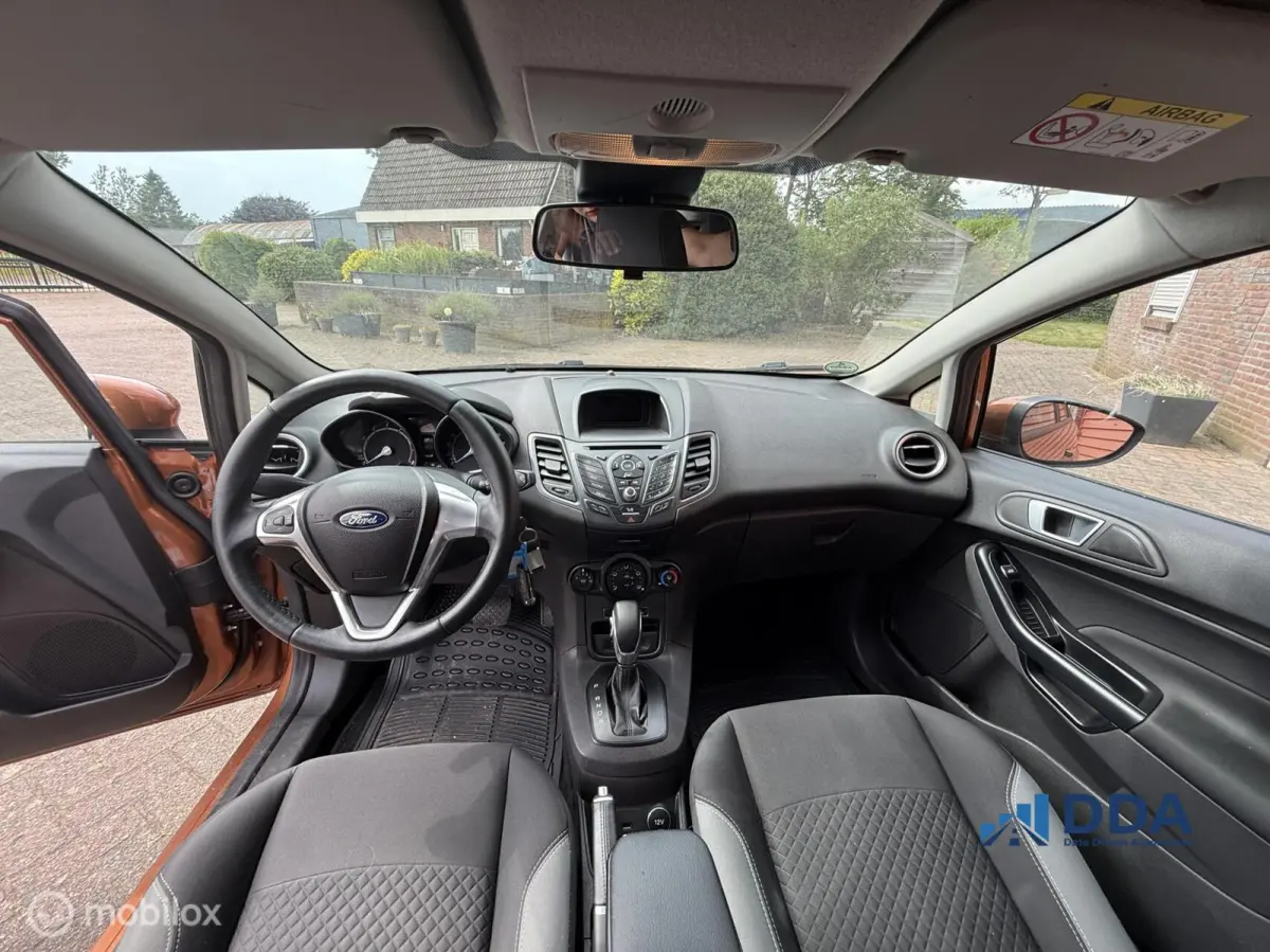 1.0 - Automaat - Airco, Stoelverwarming - navi