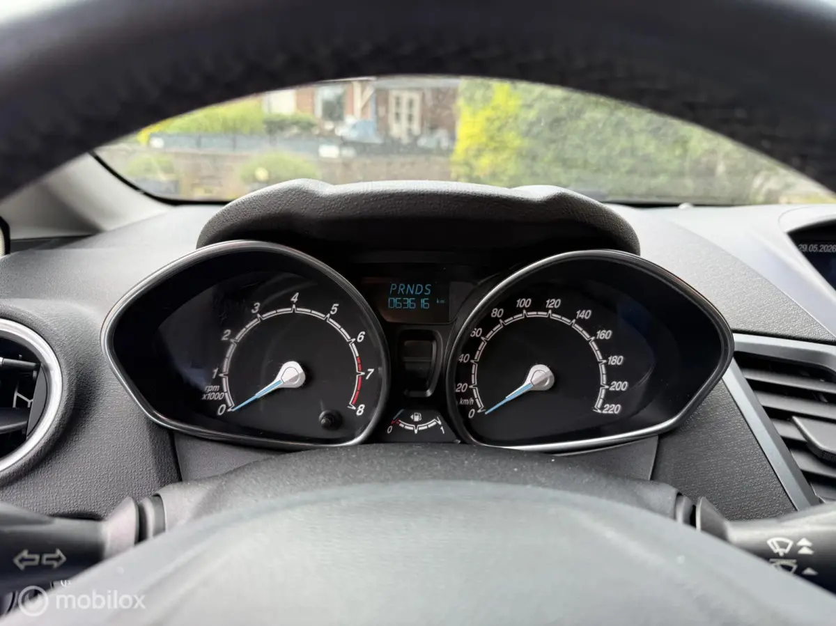 1.0 - Automaat - Airco, Stoelverwarming - navi
