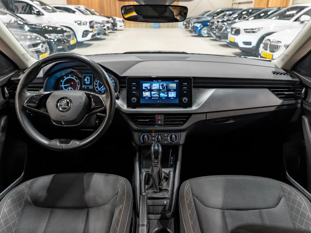 1.0 TSI Business Edition DSG, Apple Carplay, Android Auto, ACC, Voll Led, PDC, Volledig Onderhouden