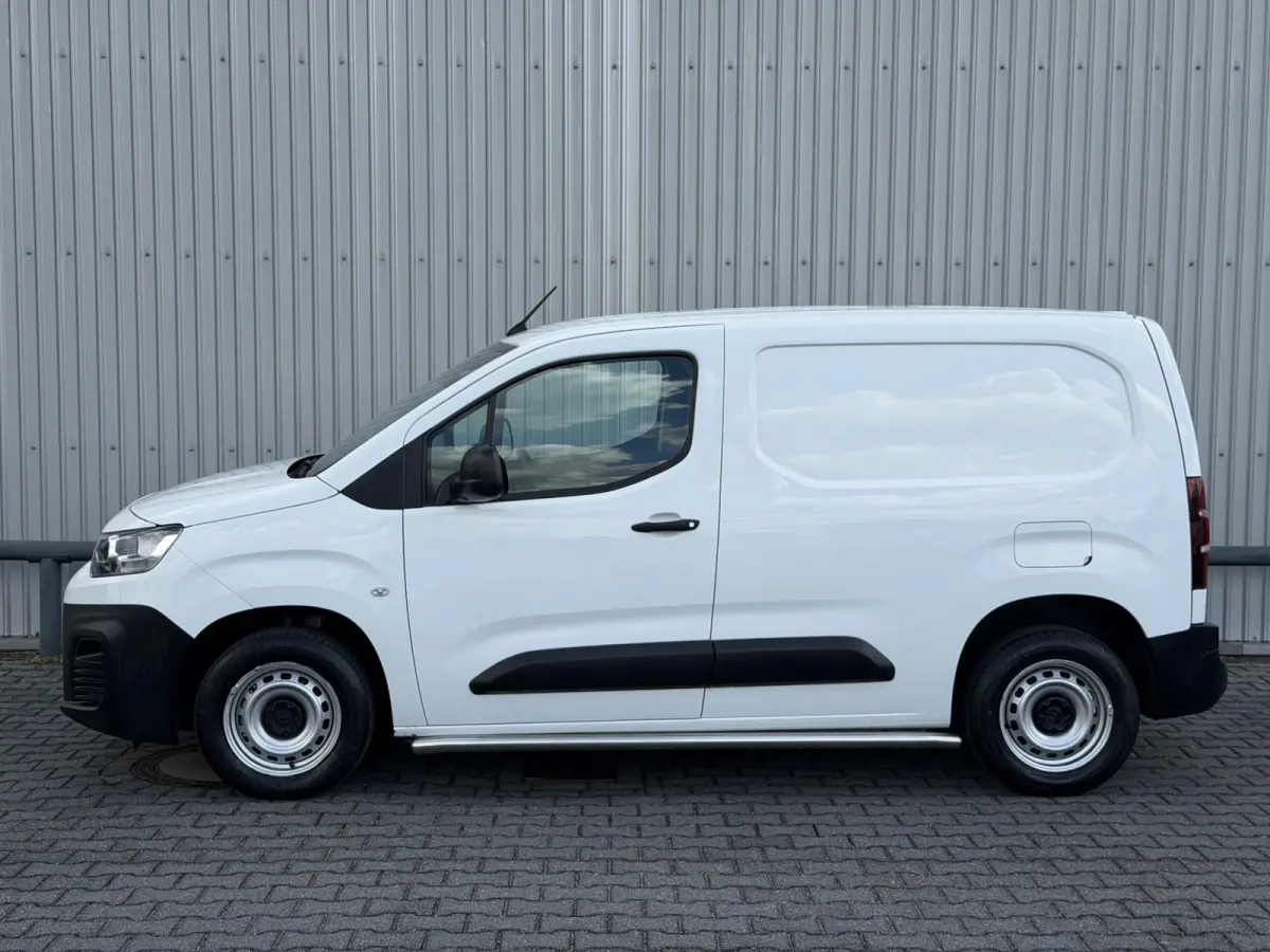 1.5 BlueHDI Control*A/C*TEL*SCHUIFDEUR*PDC*SIDEBAR