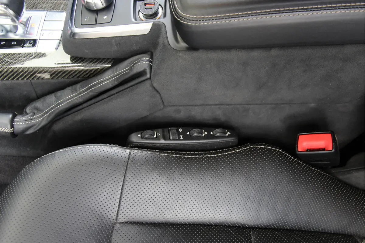 AMG 63 | Pano | Entertainment | Carbon | H/K