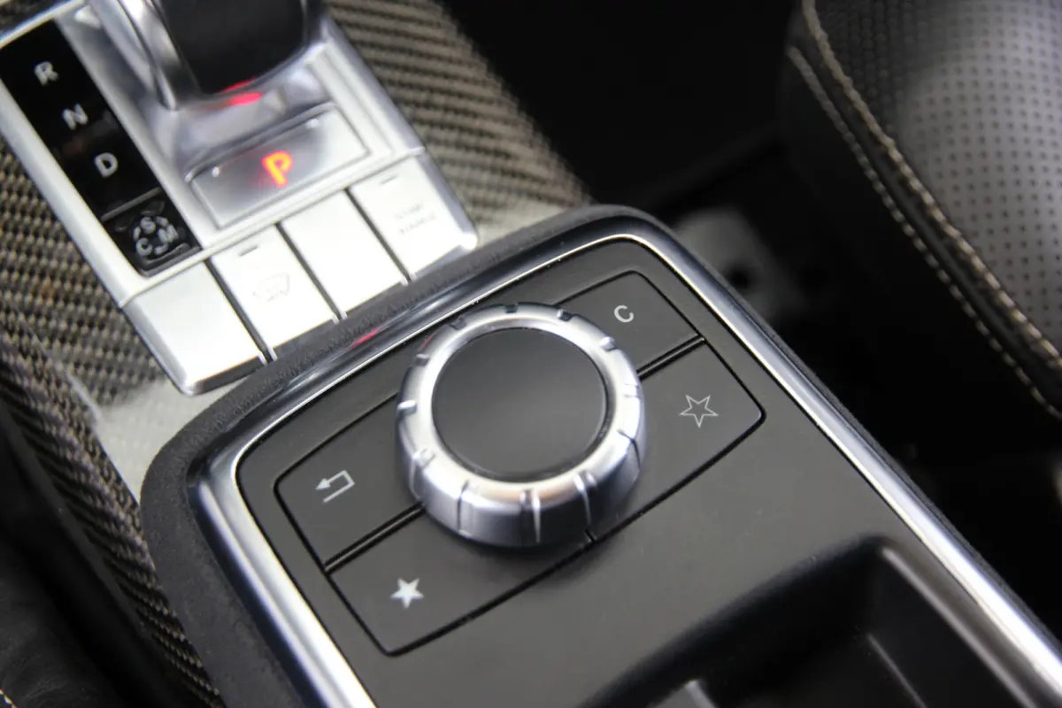 AMG 63 | Pano | Entertainment | Carbon | H/K