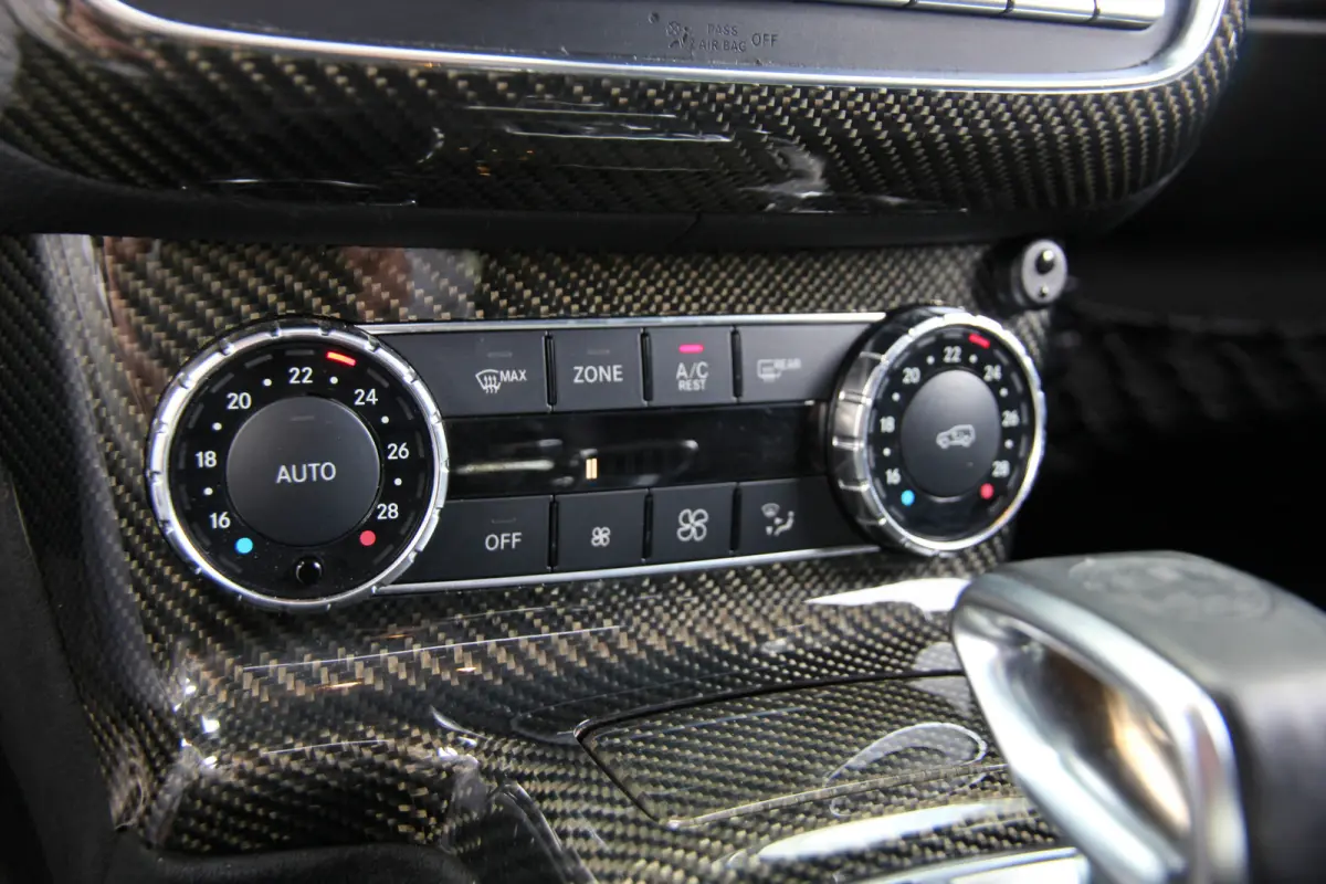AMG 63 | Pano | Entertainment | Carbon | H/K