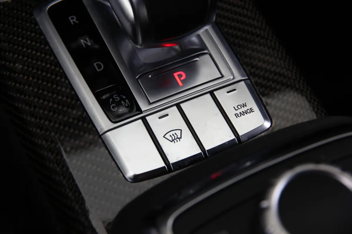 AMG 63 | Pano | Entertainment | Carbon | H/K