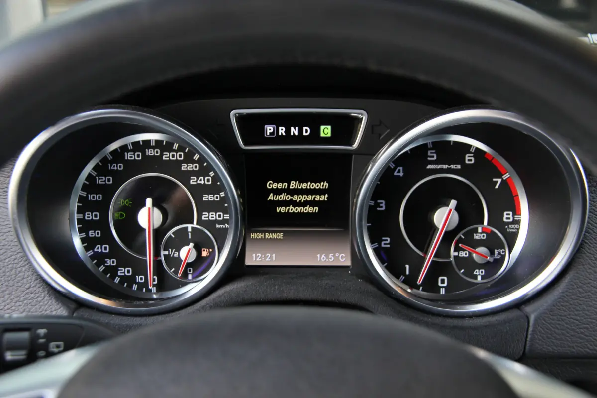 AMG 63 | Pano | Entertainment | Carbon | H/K