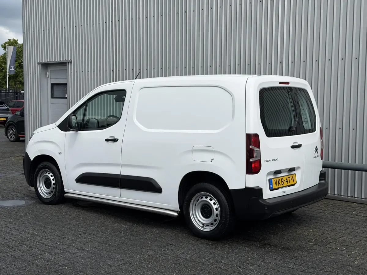 1.5 BlueHDI Control*A/C*TEL*SCHUIFDEUR*PDC*SIDEBAR