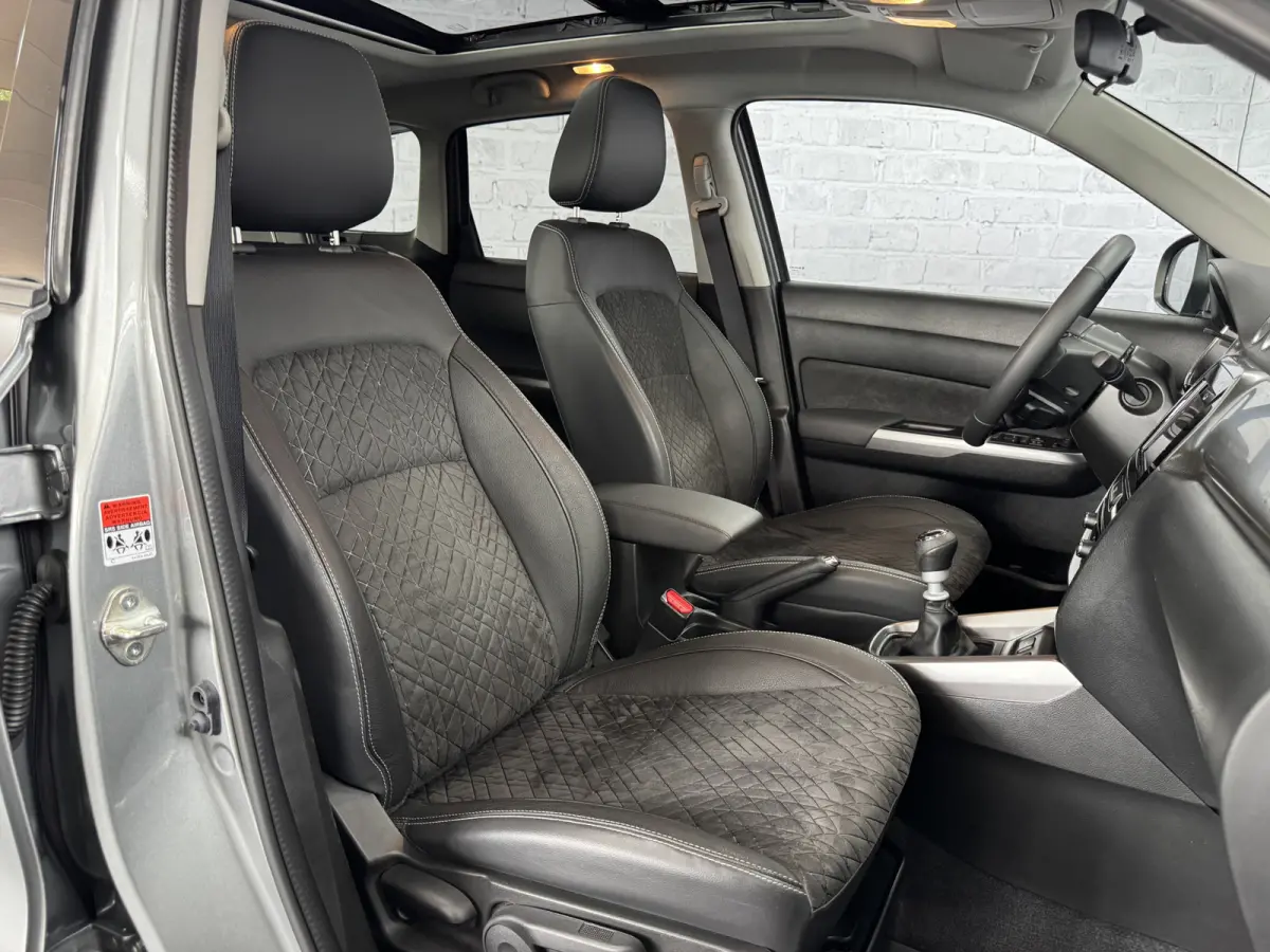 1.4 Boosterjet Style Smart Hybrid AllGrip 4x4 Pano ACC