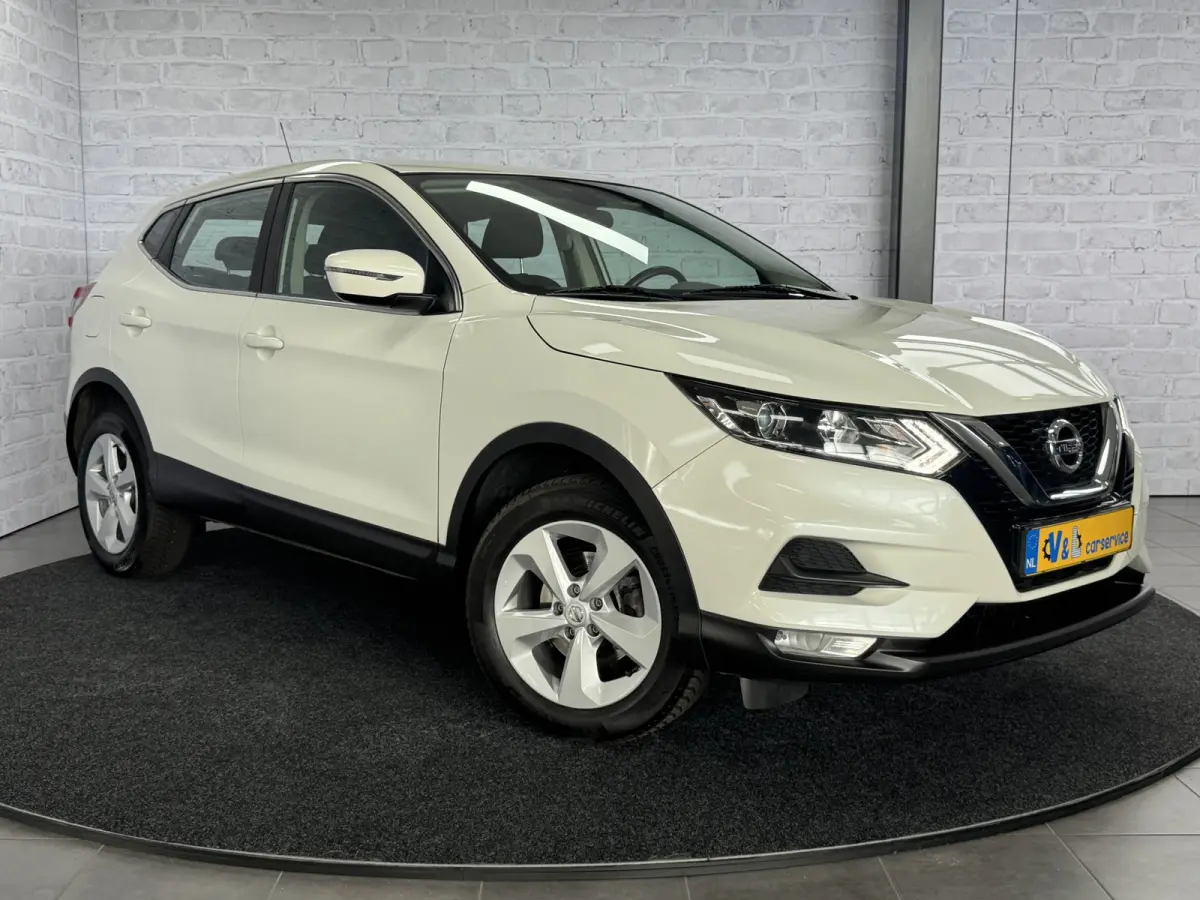 Nissan Qashqai 2021 Benzine Handgeschakeld leasen