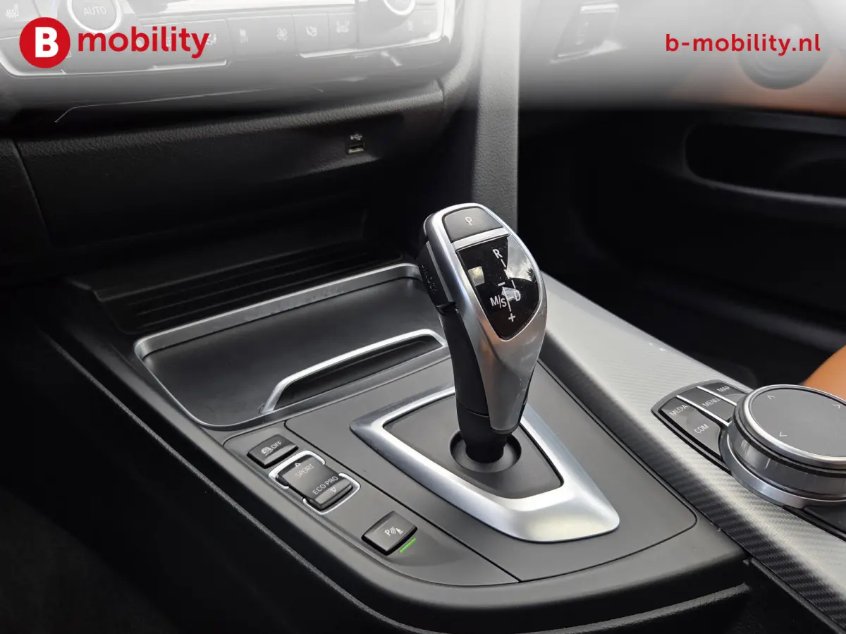 420i High Executive M-Sport Schuif/Kanteldak Head-Up | Harman/Kardon | Apple CarPlay | Achteruitrijcamera | Leer