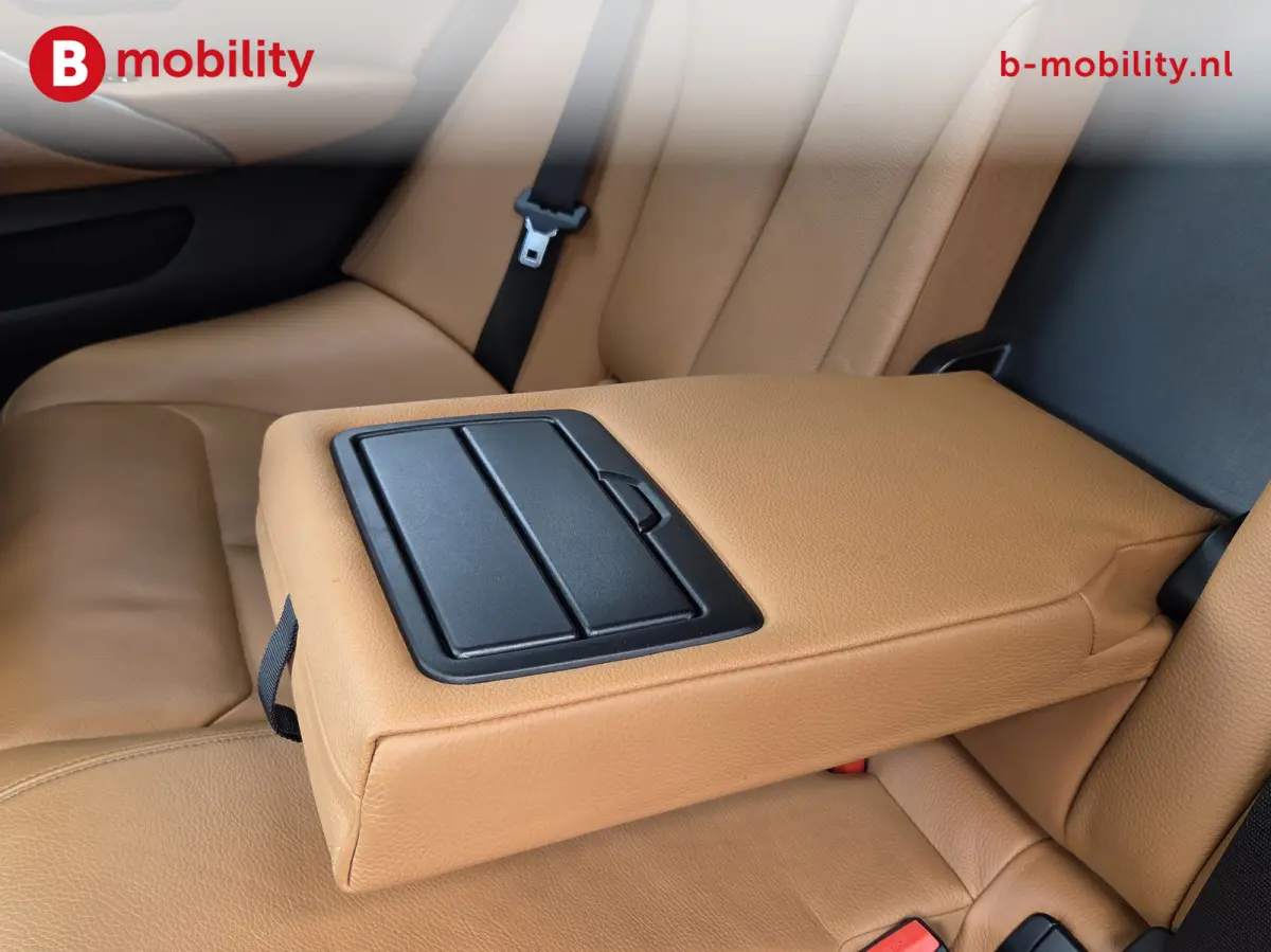 420i High Executive M-Sport Schuif/Kanteldak Head-Up | Harman/Kardon | Apple CarPlay | Achteruitrijcamera | Leer