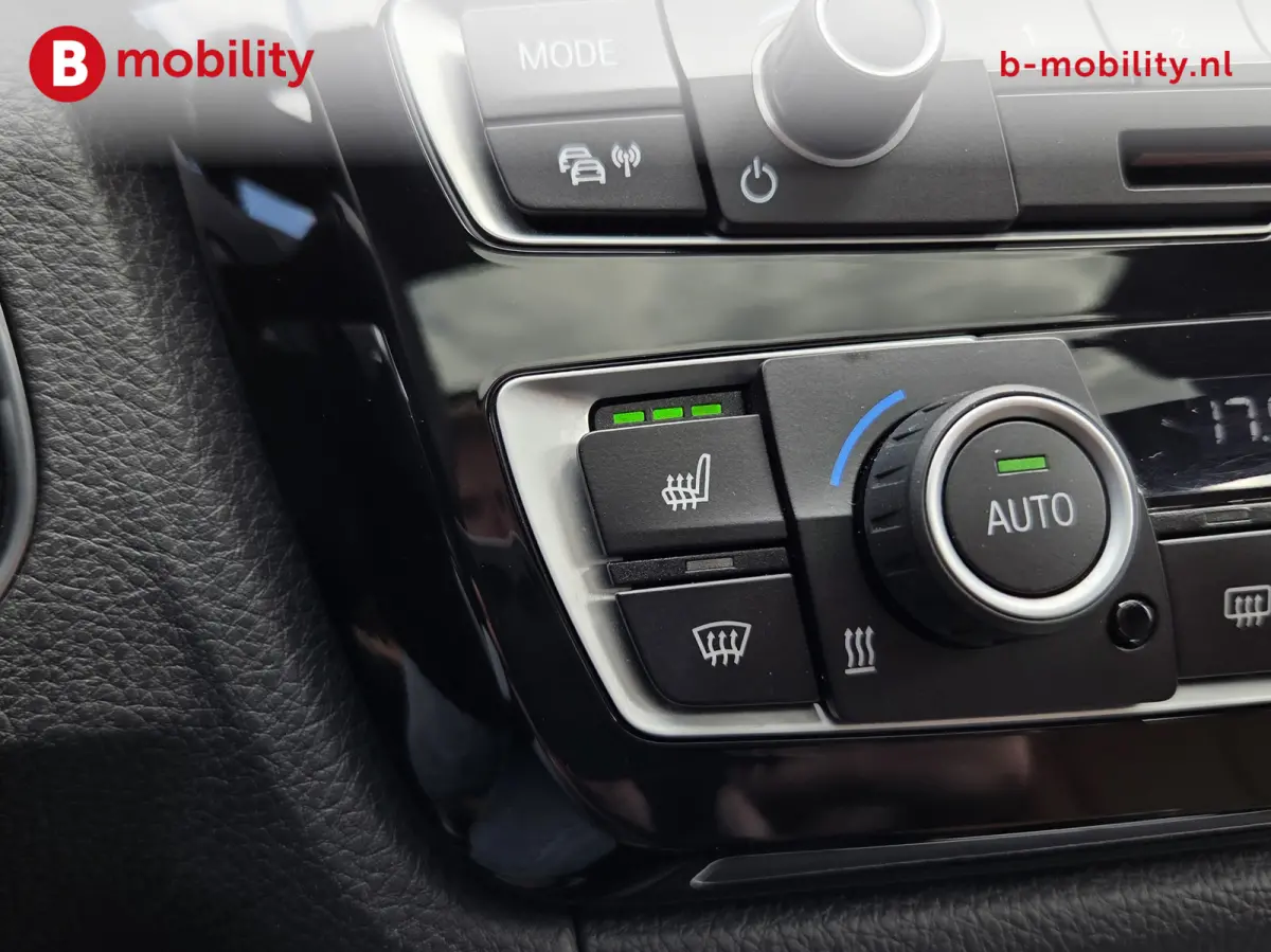 420i High Executive M-Sport Schuif/Kanteldak Head-Up | Harman/Kardon | Apple CarPlay | Achteruitrijcamera | Leer