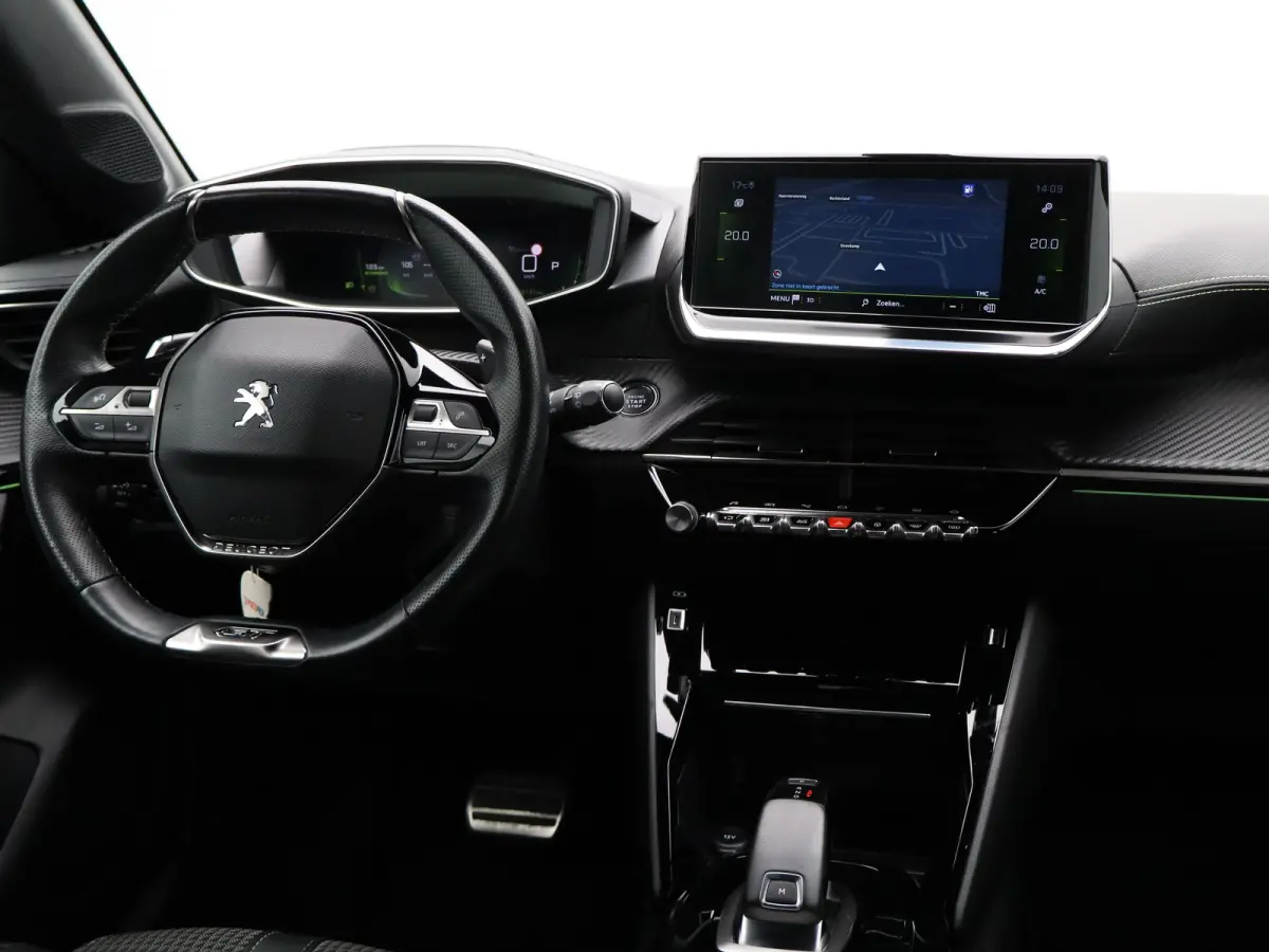 1.2 PureTech GT Pack Automaat | Cruise Control | Keyless | Camera | Climate Control | Appel Carplay/Android auto | 17" Lichtmetalen Velgen