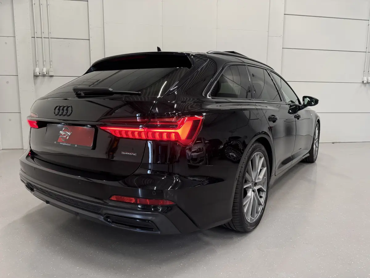 55 TFSI e quattro Competition PANO/TREKHAAK/B&O/20"/SOH 93%/MEMORY/MATRIX/ACC/CAMERA/BLACK-OPTIC/NET GROTE OH BEURT GEHAD MET RONDOM NW REMMEN/BANDEN ALLES!!/BLACK ALL BLACK