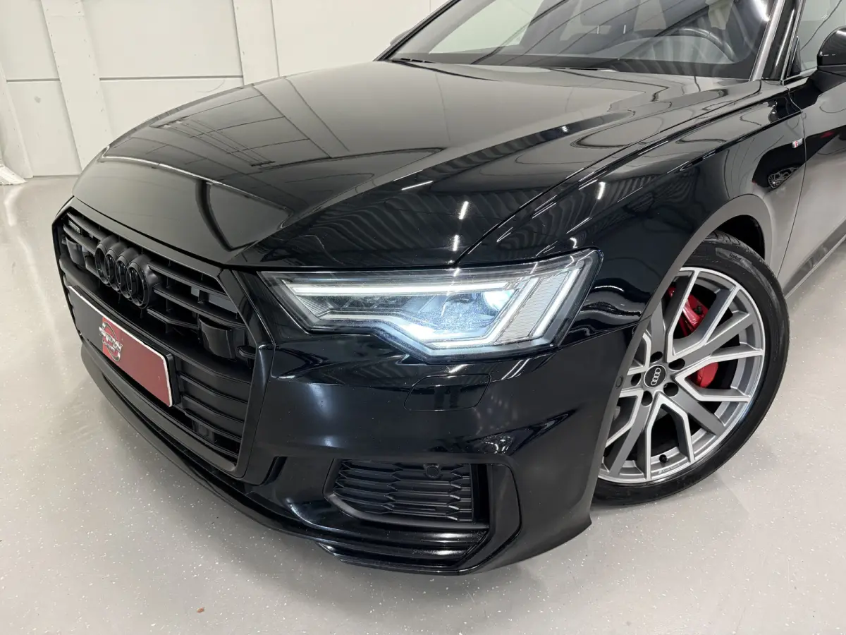 55 TFSI e quattro Competition PANO/TREKHAAK/B&O/20"/SOH 93%/MEMORY/MATRIX/ACC/CAMERA/BLACK-OPTIC/NET GROTE OH BEURT GEHAD MET RONDOM NW REMMEN/BANDEN ALLES!!/BLACK ALL BLACK