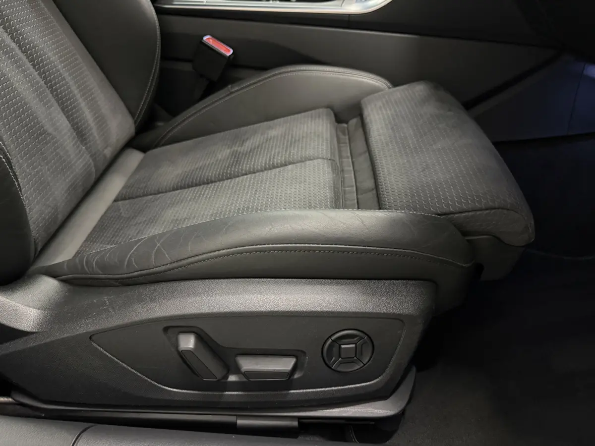 55 TFSI e quattro Competition PANO/TREKHAAK/B&O/20"/SOH 93%/MEMORY/MATRIX/ACC/CAMERA/BLACK-OPTIC/NET GROTE OH BEURT GEHAD MET RONDOM NW REMMEN/BANDEN ALLES!!/BLACK ALL BLACK