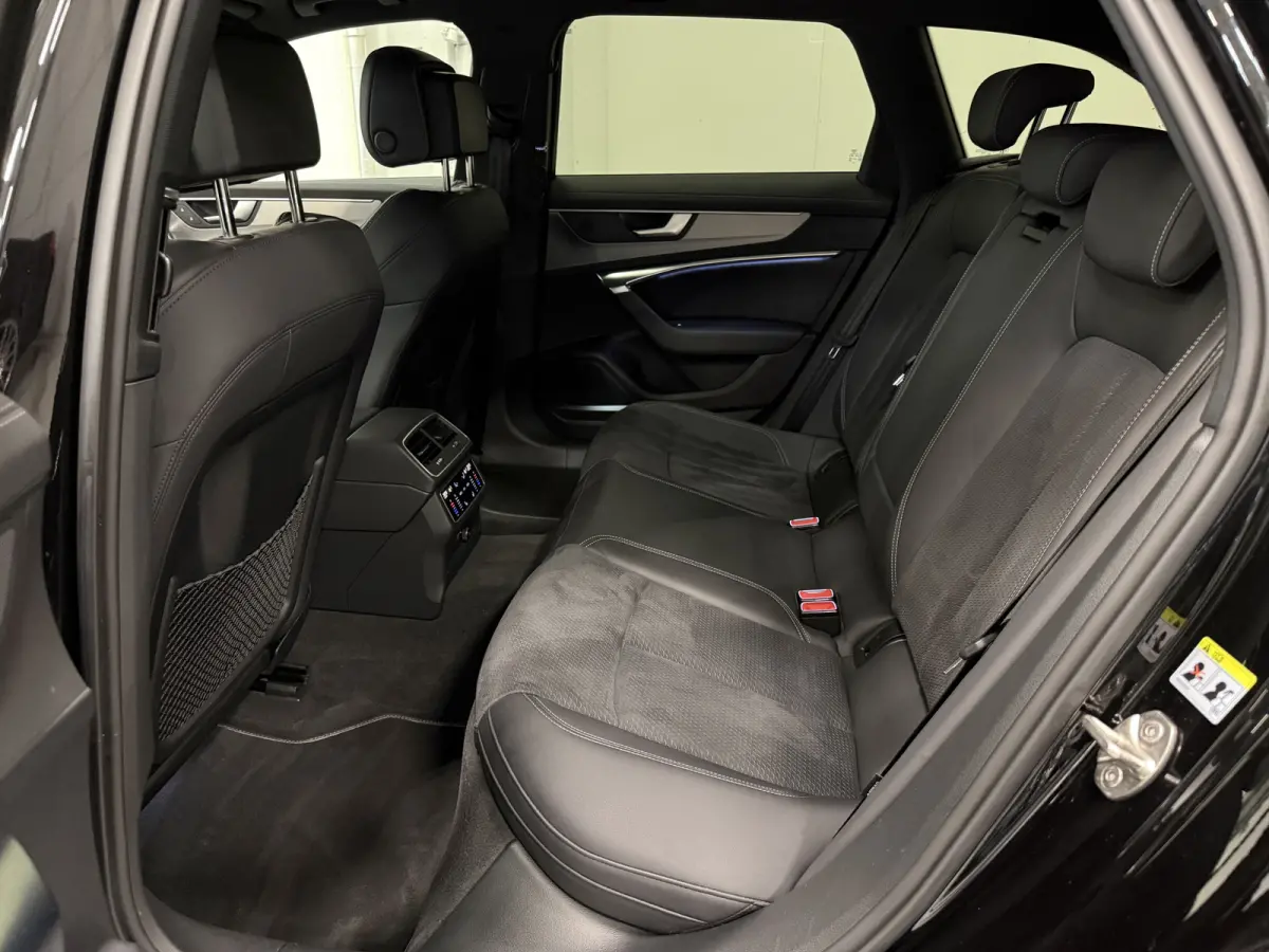 55 TFSI e quattro Competition PANO/TREKHAAK/B&O/20"/SOH 93%/MEMORY/MATRIX/ACC/CAMERA/BLACK-OPTIC/NET GROTE OH BEURT GEHAD MET RONDOM NW REMMEN/BANDEN ALLES!!/BLACK ALL BLACK